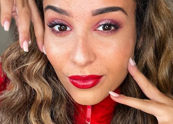 Younique France Monan