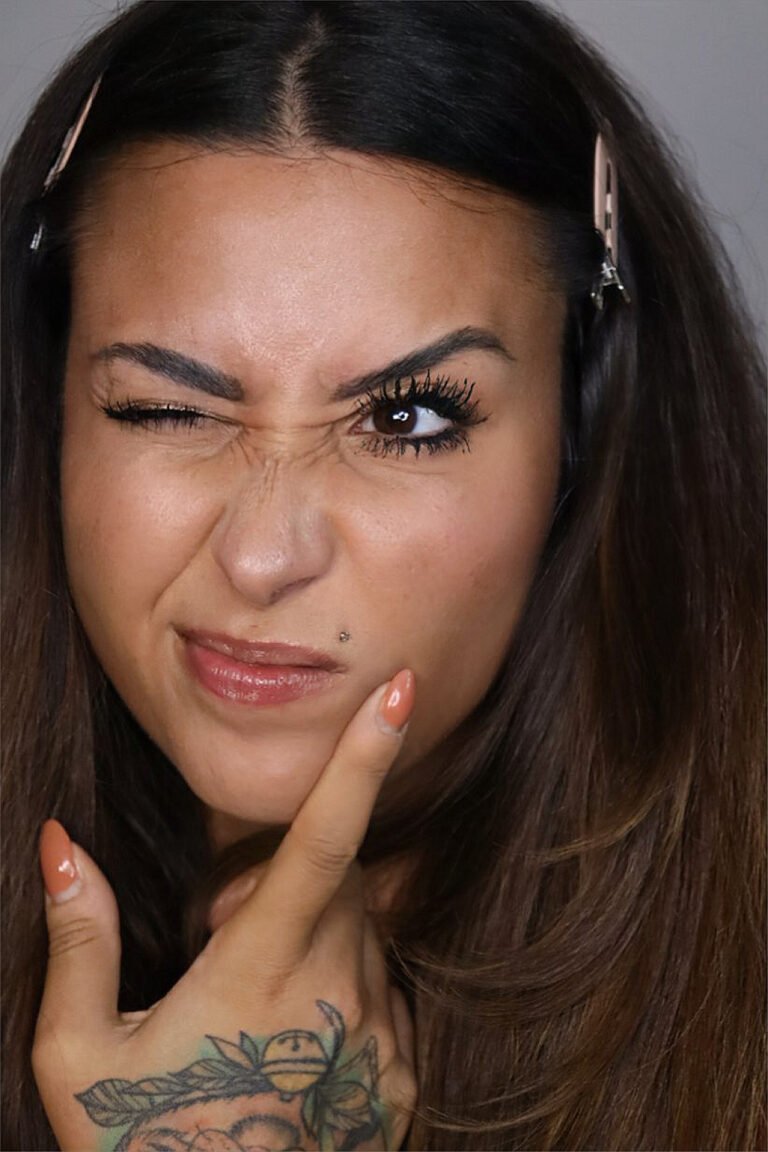 Révélez votre Regard : Comment Appliquer son Mascara comme une Pro